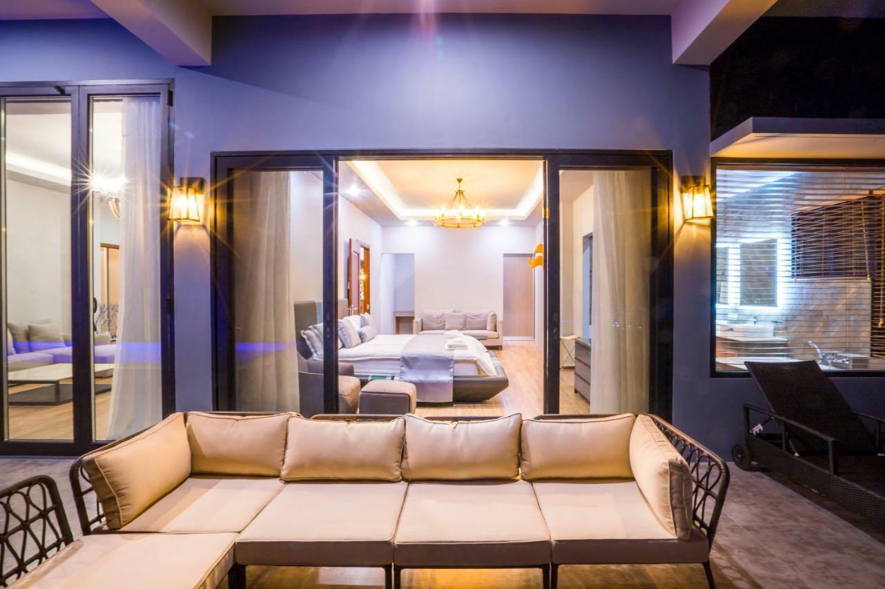 Nakara Hill Phuket Villa Csalong Kültér fotó