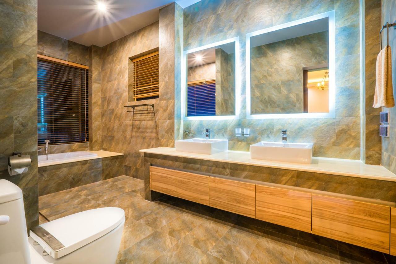 Nakara Hill Phuket Villa Csalong Kültér fotó