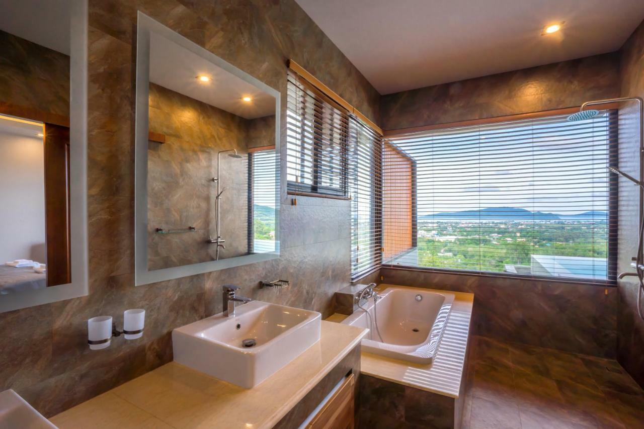 Nakara Hill Phuket Villa Csalong Kültér fotó