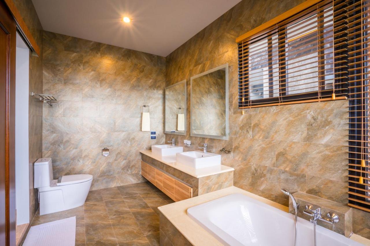 Nakara Hill Phuket Villa Csalong Kültér fotó